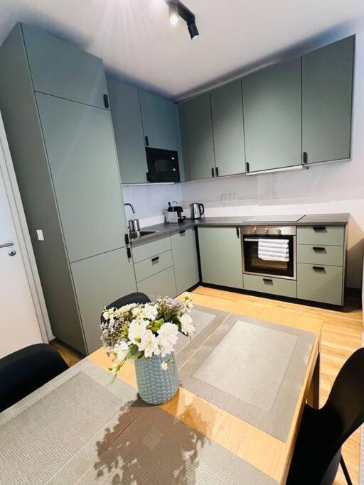 Nika Apartments Prague 5 Ngoại thất bức ảnh