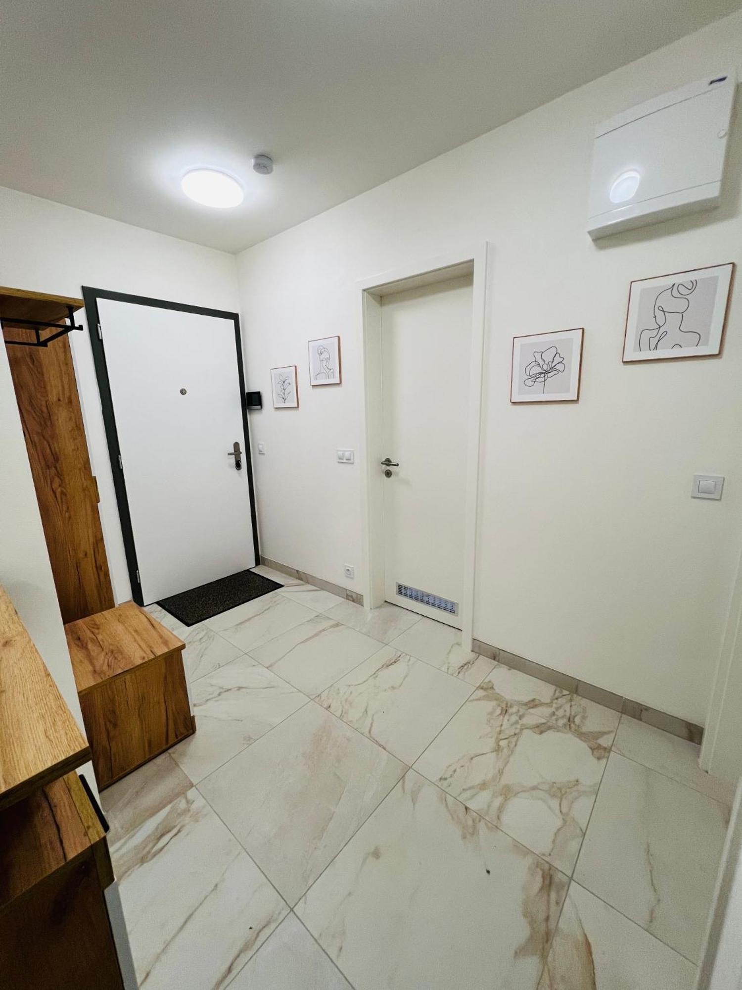 Nika Apartments Prague 5 Ngoại thất bức ảnh